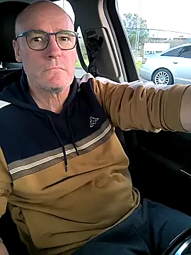 bogland33 online show from March 21, 2025, 4:07 pm