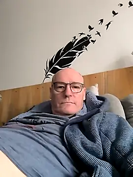 bogland33 online show from February 17, 2026, 1:51 pm