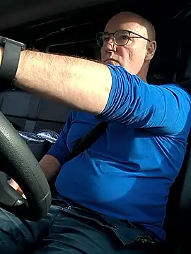 bogland33 online show from April 21, 2026, 4:45 pm