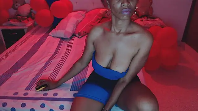 SashaBrianna99 online show from February 28, 2025, 1:47 am