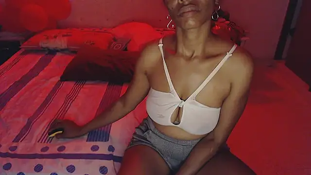 SashaBrianna99 online show from March 11, 2025, 3:26 am