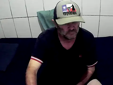 pierdona online show from January 14, 2025, 8:48 pm