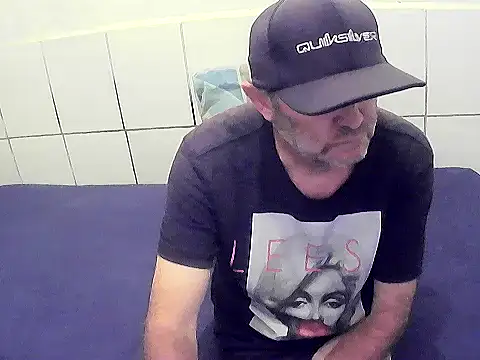 pierdona online show from February 5, 2026, 8:57 pm