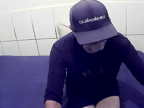 pierdona online show from February 9, 2026, 7:29 pm