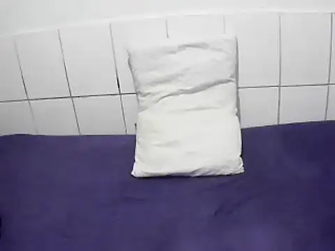 pierdona online show from April 22, 2026, 7:48 pm