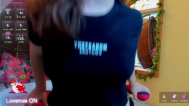 KarenPautt online show from January 7, 2025, 6:14 pm