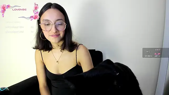 its  angelica  online show from February 12, 2025, 9:54 pm