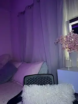 tuckersabrina online show from November 20, 2025, 12:27 pm