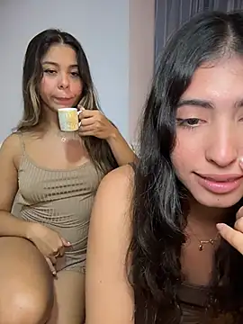 tuckersabrina online show from May 18, 2026, 4:07 am