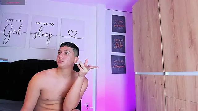 ANDREZALVAREZ online show from January 31, 2025, 6:02 am