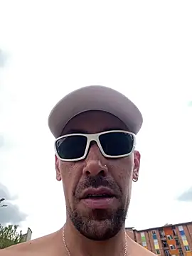 dantedesirexx online show from March 1, 2025, 6:21 pm