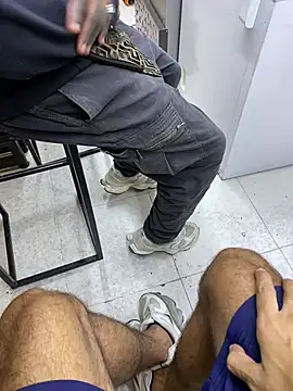 dantedesirexx online show from February 18, 2026, 8:21 am