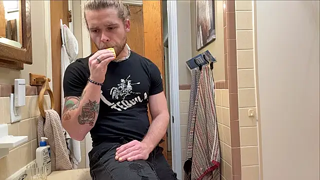 DaddydayDrinkzz online show from November 3, 2025, 6:58 am