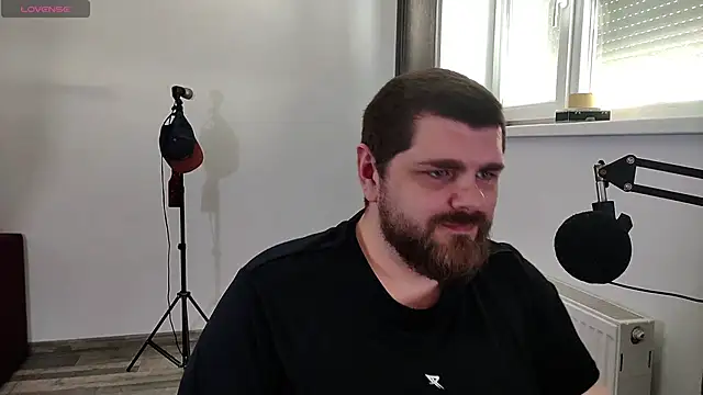 KingMarti online show from September 14, 2025, 1:10 pm