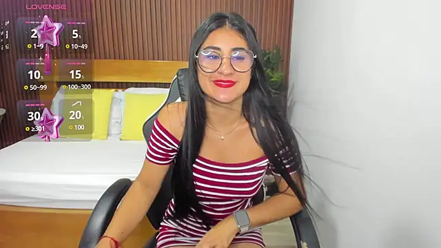 evelin leroy online show from February 4, 2025, 12:00 pm