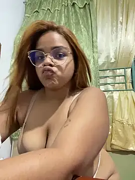 Evabigass online show from March 22, 2025, 3:42 pm