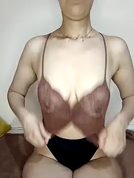 Zomorodaa  online show from April 5, 2026, 6:49 pm