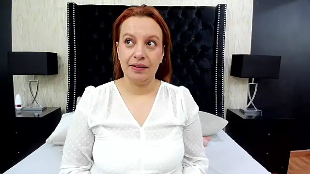 RoxieJackson online show from February 1, 2025, 12:05 pm