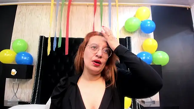 RoxieJackson online show from September 26, 2025, 11:47 am