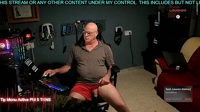 Pilot Dave 69 online show from November 9, 2025, 5:28 am