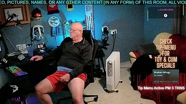 Pilot Dave 69 online show from November 25, 2025, 5:40 am