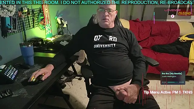 Pilot Dave 69 online show from December 1, 2025, 4:39 am