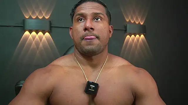 CallumMuscle online show from December 25, 2024, 6:19 pm