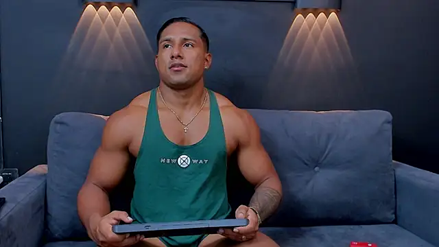 CallumMuscle online show from January 26, 2025, 4:20 pm