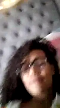 evafoxs online show from December 19, 2024, 10:24 am