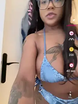 Snapshot of BabyFannyxx chatting on May 11, 2026, 10:21 am BabyFannyxx online show from May 11, 2026, 10:21 am