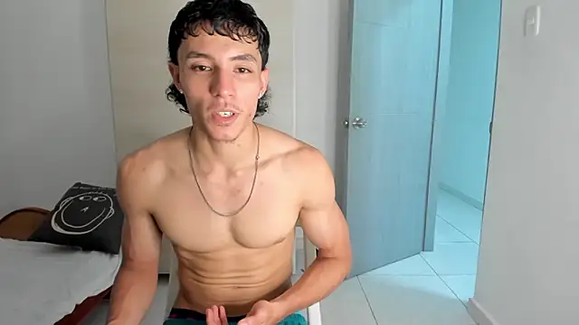 Snapshot of enzo_sloran chatting on May 31, 2026, 6:53 am enzo sloran online show from May 31, 2026, 6:53 am