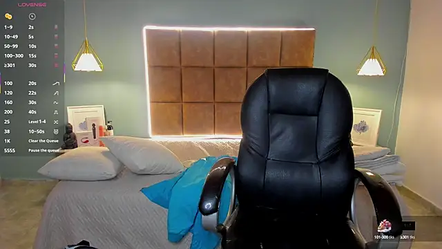 AlejooTwink online show from October 4, 2025, 4:43 am