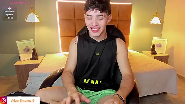 AlejooTwink online show from December 5, 2025, 1:03 am