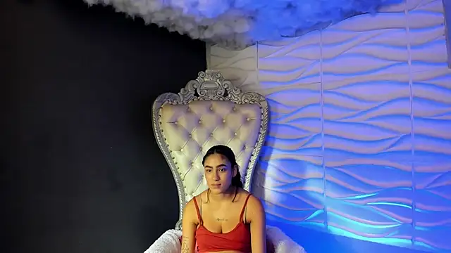 Snapshot of Layla_707 chatting on May 20, 2026, 8:26 pm Layla 707 online show from May 20, 2026, 8:26 pm