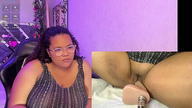 MhiaRey online show from November 16, 2025, 12:55 pm