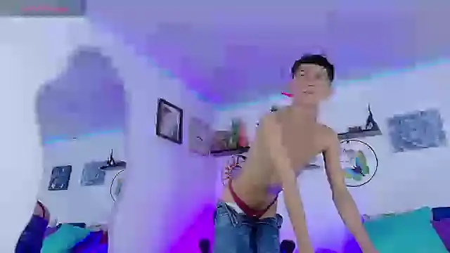 Snapshot of Noah_tyler_ chatting on September 20, 2025, 7:59 pm Noah tyler online show from September 20, 2025, 7:59 pm