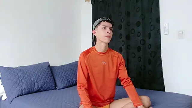 Snapshot of Noah_tyler_ chatting on November 26, 2025, 5:36 pm Noah tyler online show from November 26, 2025, 5:36 pm