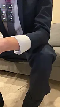 kimkim123123 online show from March 5, 2026, 11:50 am