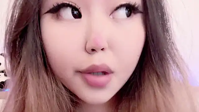 amelia sunlight online show from March 18, 2026, 2:42 pm