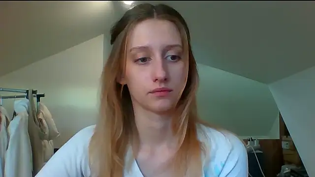 LUNA delight online show from January 3, 2025, 8:10 am