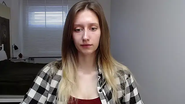 LUNA delight online show from October 3, 2025, 5:26 am