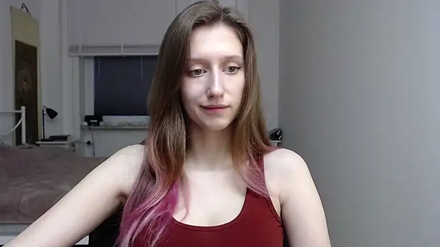 Snapshot of LUNA_delight chatting on December 15, 2025, 6:50 am LUNA delight online show from December 15, 2025, 6:50 am