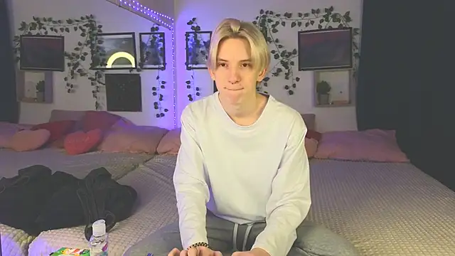 Ron Vils online show from January 18, 2025, 2:36 am