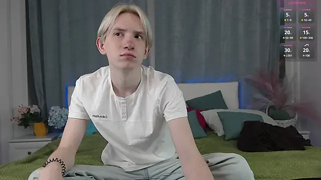 Ron Vils online show from March 22, 2025, 2:58 pm