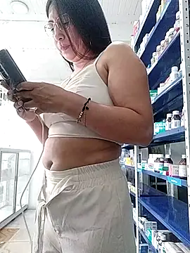 Megan jennerr online show from February 26, 2025, 8:00 pm