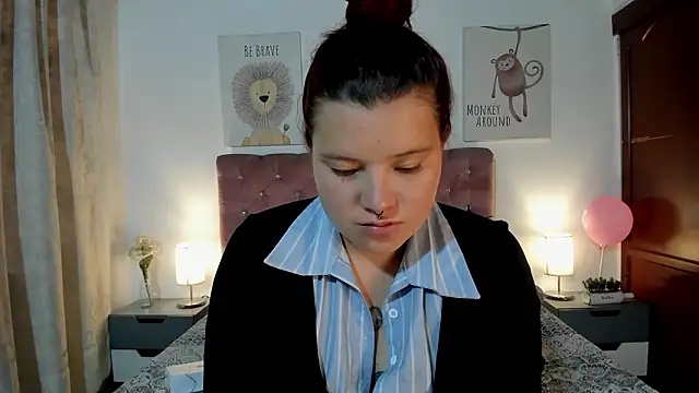 CelessteRedds online show from March 17, 2026, 11:35 am