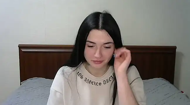 Liana diva online show from February 13, 2025, 7:31 pm