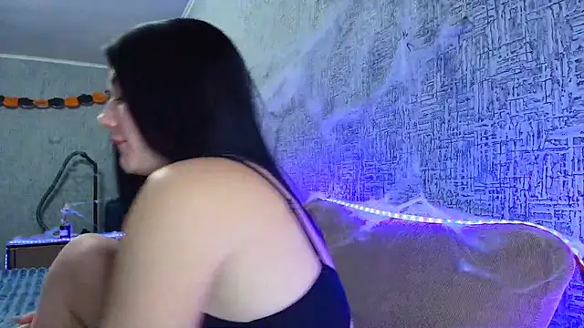 Liana diva online show from October 30, 2025, 9:04 pm