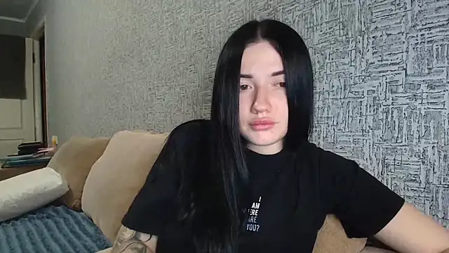 Liana diva online show from March 7, 2026, 6:05 pm