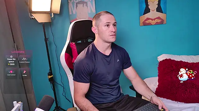 AxelFairchaild online show from February 18, 2025, 2:16 pm